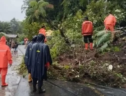 Akses Putus Warga Tapanuli Tengah Terisolir Tanpa Listrik dan Sembako