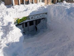 Pecahkan Rekor Rusia dan Jepang Diselimuti Salju Paling Tebal