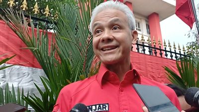Ganjar Dorong Politik